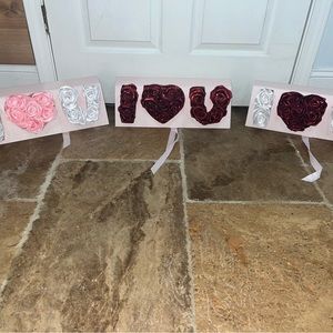 Rose Heart Decorative Sign